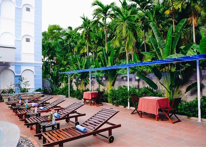 Hotel Mui Ne Alena 2*